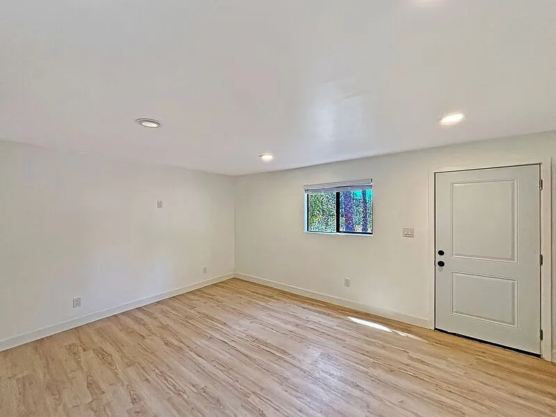 1 bed, 1.0 bath, 566 sqft, $2,600 — Photo 3