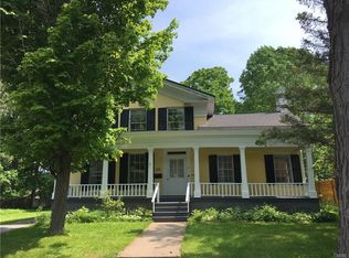 17 Hamilton St, Hamilton, NY 13346