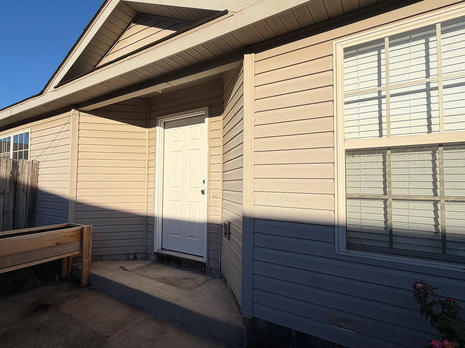 3 bed, 1103 sqft, $1,500 — Photo 4