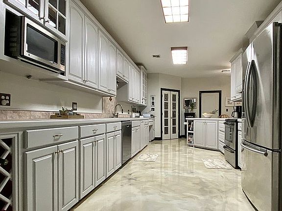 Large kitchen. 