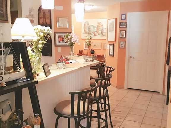3rd image of 112 Laurel Wood Way Unit 101
