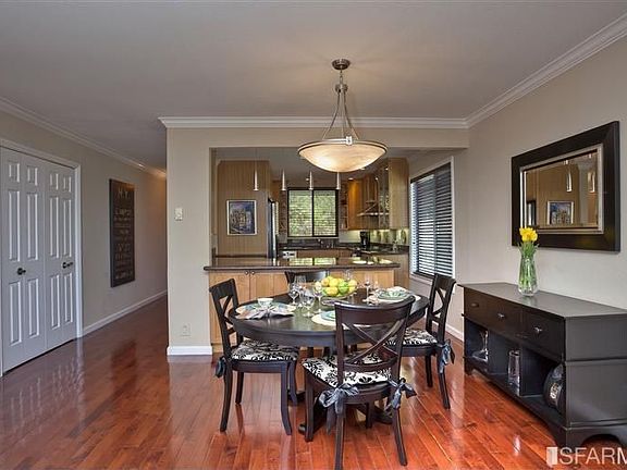 3rd image of 145 Gardenside Dr APT 4
