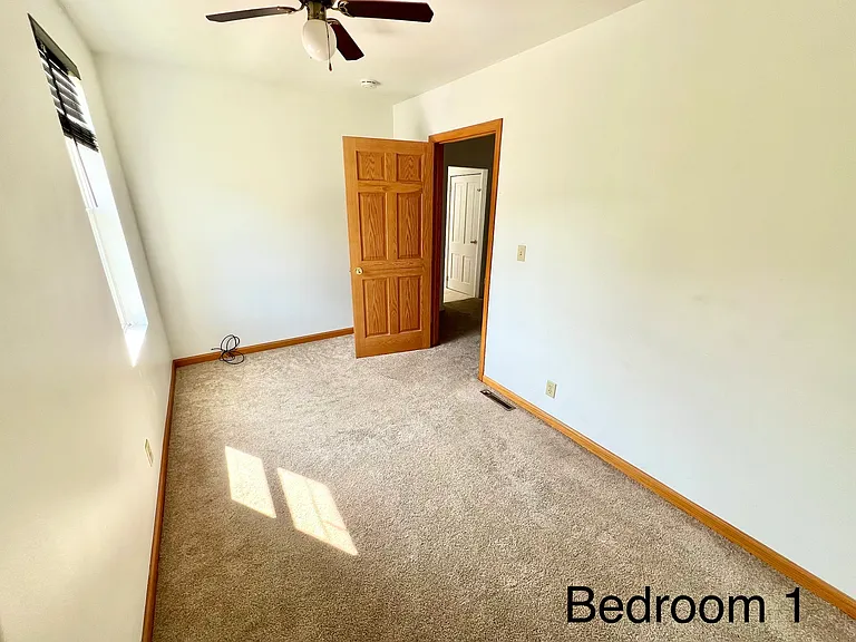 1619 Superior Ave — Photo 17