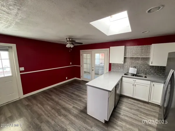 152 N 54TH Street, Mesa, AZ 85205