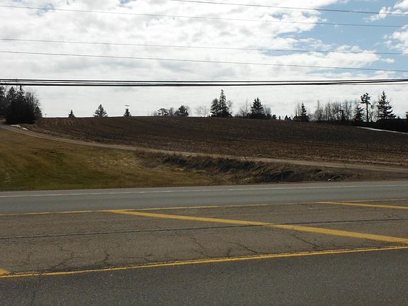 3rd image of 11071 Trans Canada Hwy