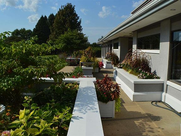 4th image of 3624 Juniper Ct #0