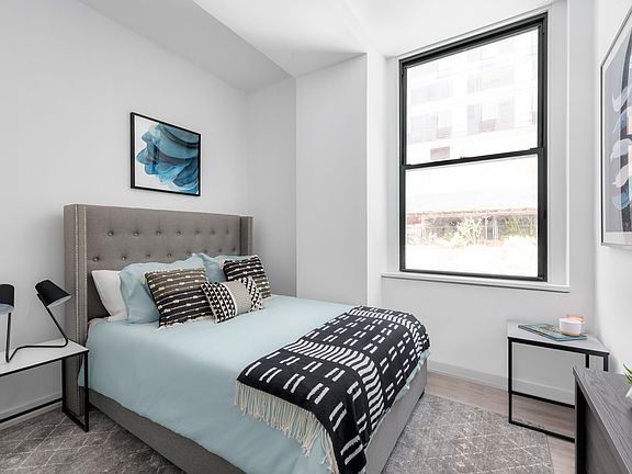 5th image of 1 Dutch St APT 8F