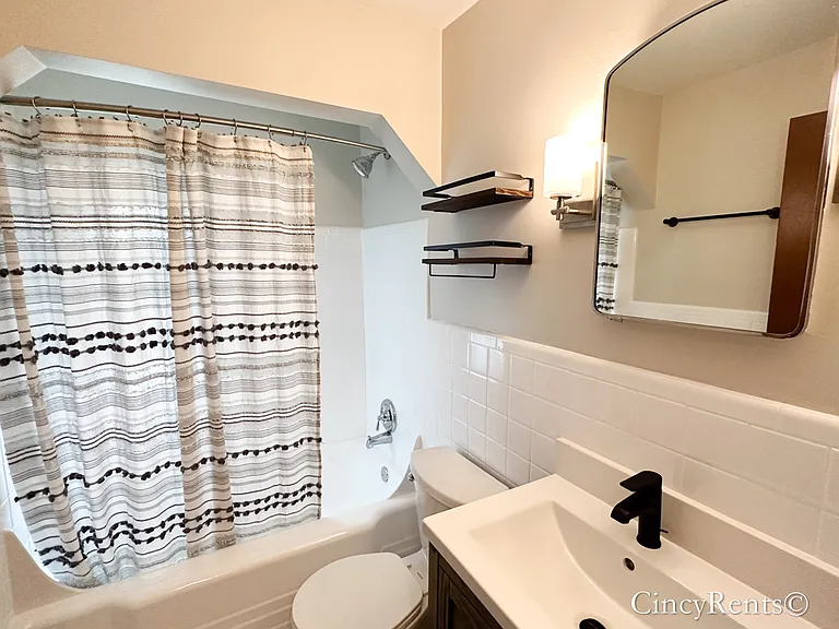 2640 Kenilworth Ave #1 — Photo 11