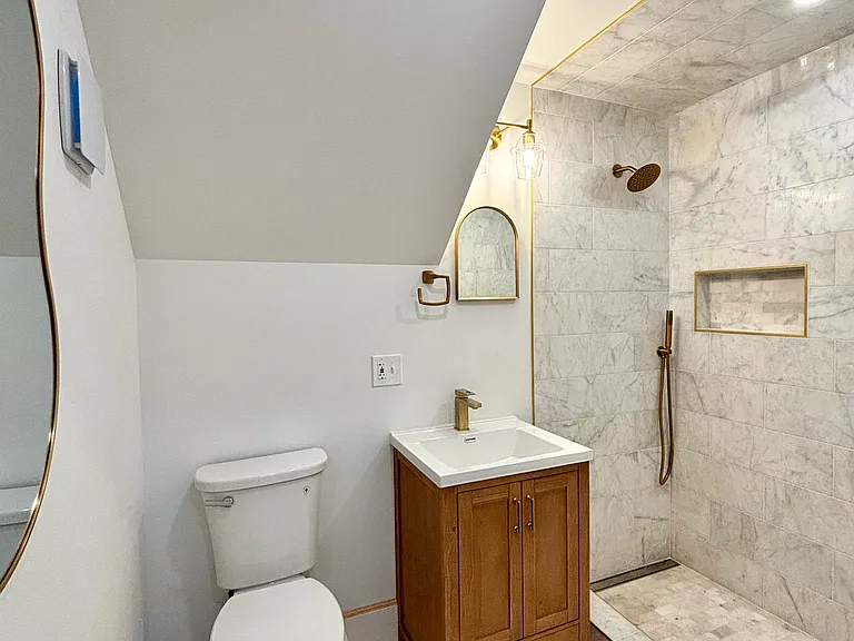 130 Woodlawn Ave #1 — Photo 8