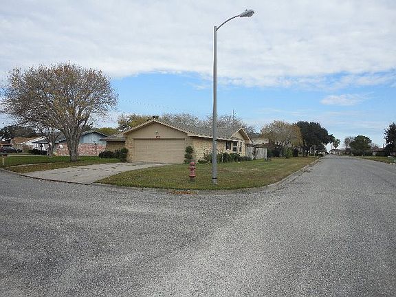 2nd image of 102 Linnville Dr