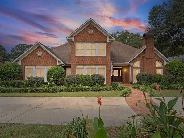 2616 Charlotte Oaks Dr, Mobile, AL 36695