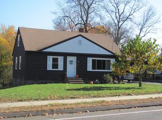 621 Bee St, Meriden, CT 06450