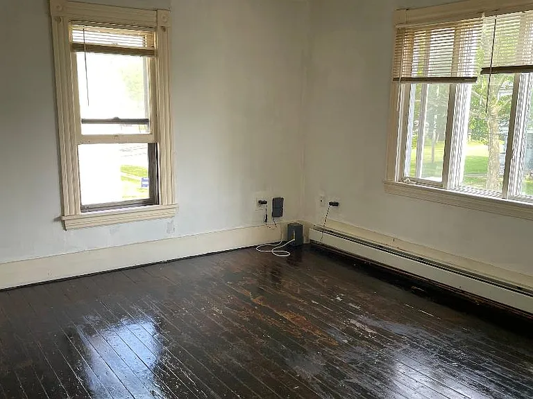 1222 W 5th St #A — Photo 5