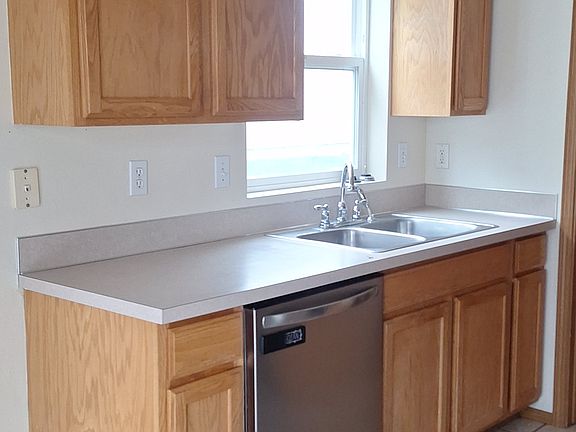 4th image of 3518 Fairbanks Ave