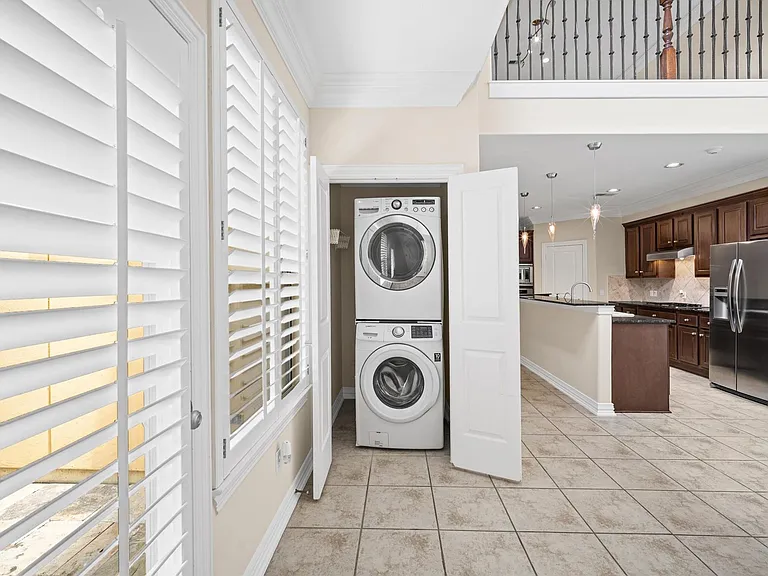 2047 Palm Forest Ln — Photo 19