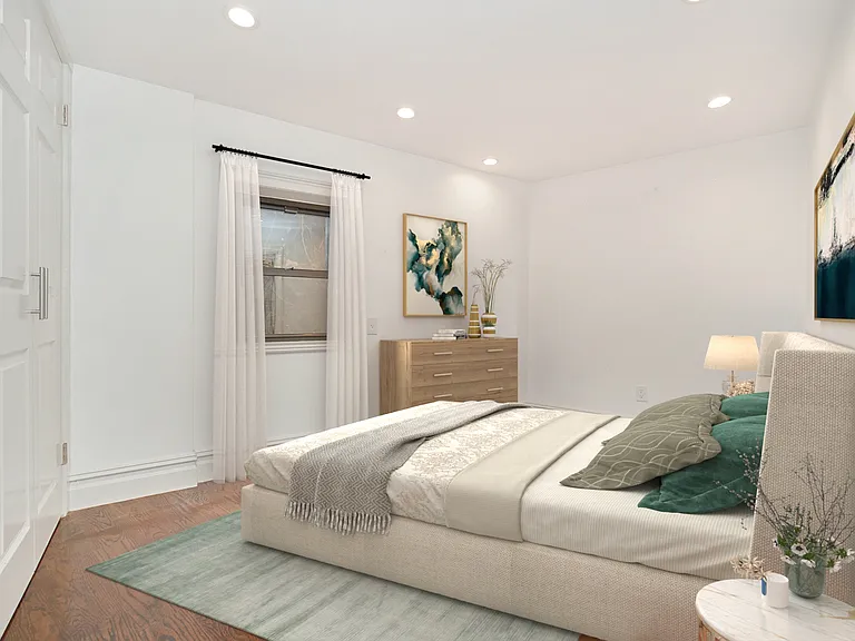 226 W 13th St #2R — Photo 1
