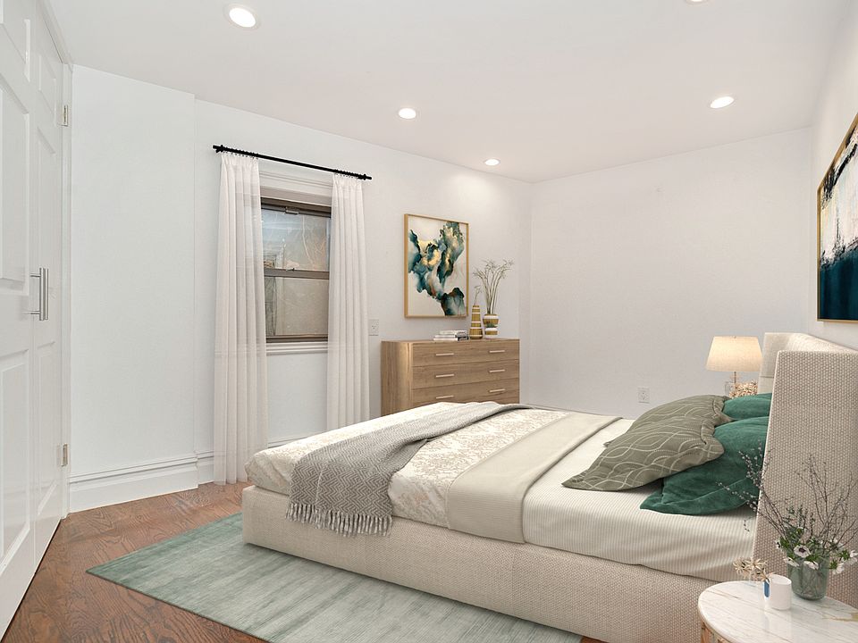 1st image of 226 W 13th St #3RR