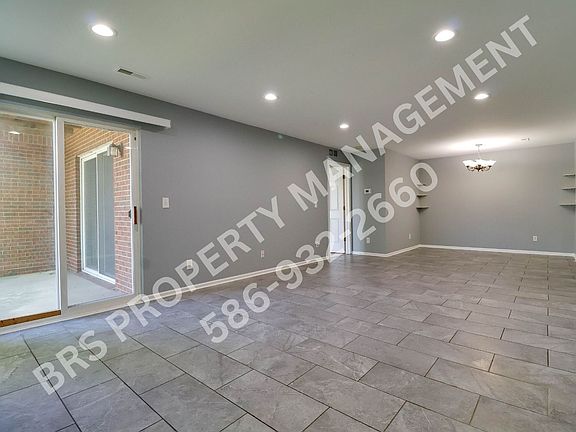 4th image of 5300 Pine Aires Dr