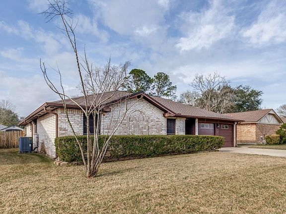 3rd image of 16210 Tibet Rd