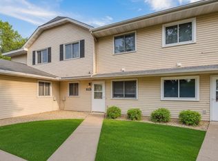 11345 Ibis St NW, Coon Rapids, MN 55433
