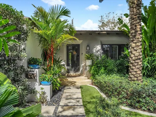 231 Fluvia Ave, Coral Gables, FL 33134