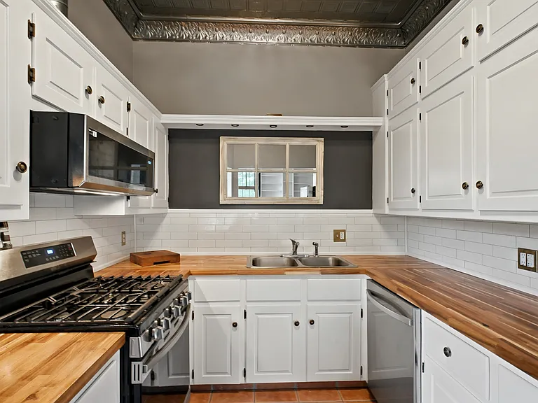 100 Marlborough St #1B — Photo 13
