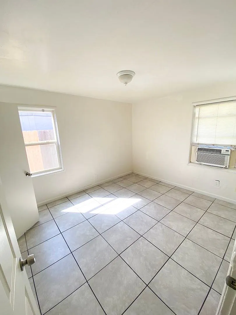 3905 Huron Street - 2BD/1BA Newly Renovated Home - Available Now! — Photo 3