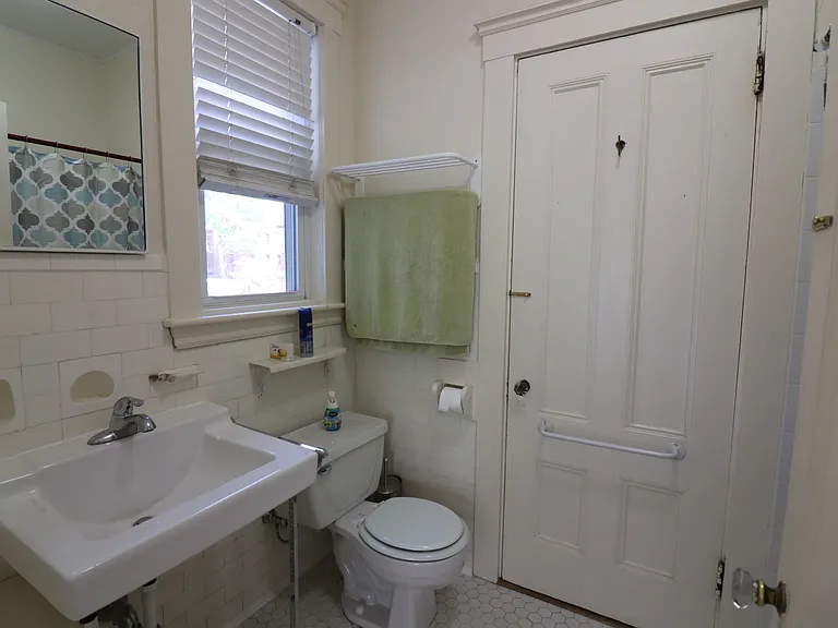 83 Longwood Ave #6 — Photo 9