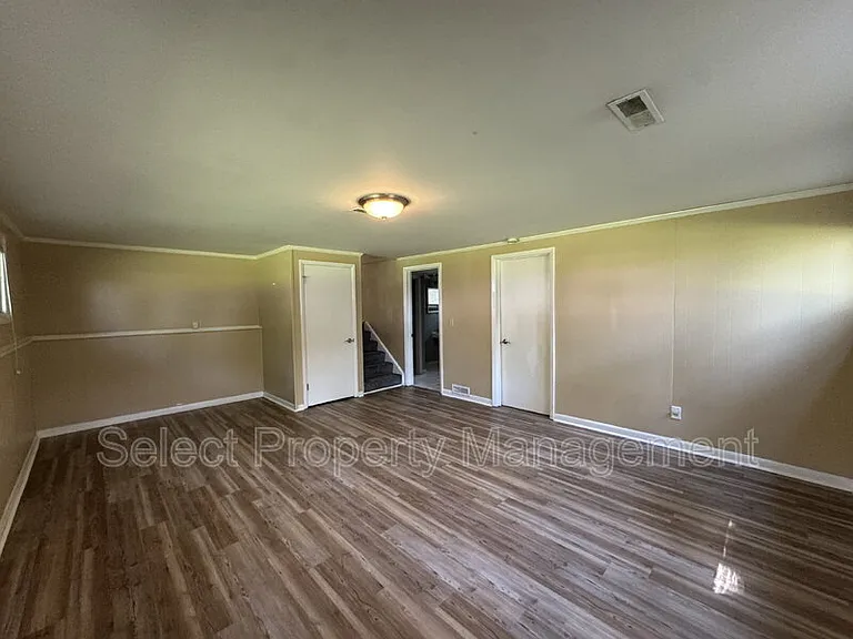 7001 Blake Dr — Photo 8