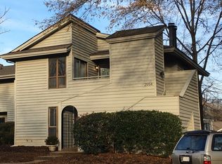 2954 Woodbridge Crossing Dr, Midlothian, VA 23112