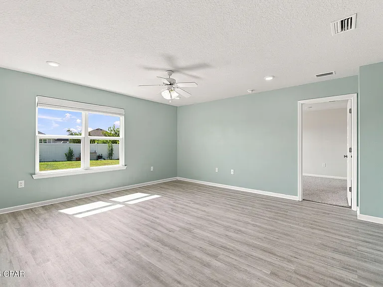 4960 Shurer Ln — Photo 18