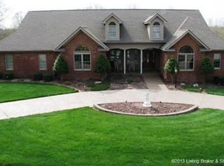1433 Creekstone Dr NE, Corydon, IN 47112