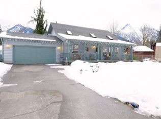 1205 Cascade St, Darrington, WA 98241