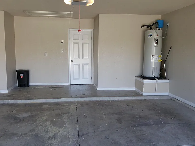 4003 Matson Mnr — Photo 16