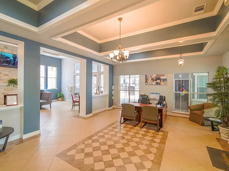 SoCo Park Apartments — Photo 7