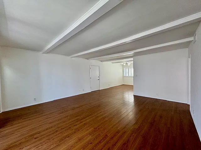 337 S Elm Dr #4 — Photo 16