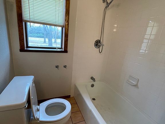 3rd image of 3982 County Road 1675 #10892532