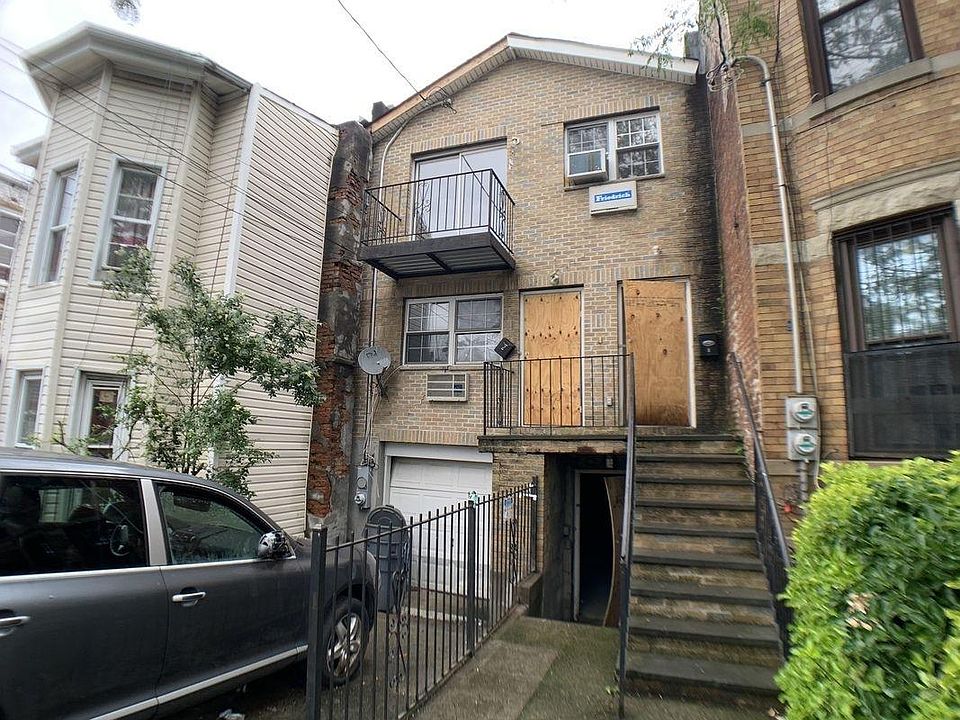 1st image of 13810 77th Ave #57A