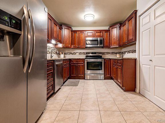 3rd image of 795 S Alton Way Unit 4A