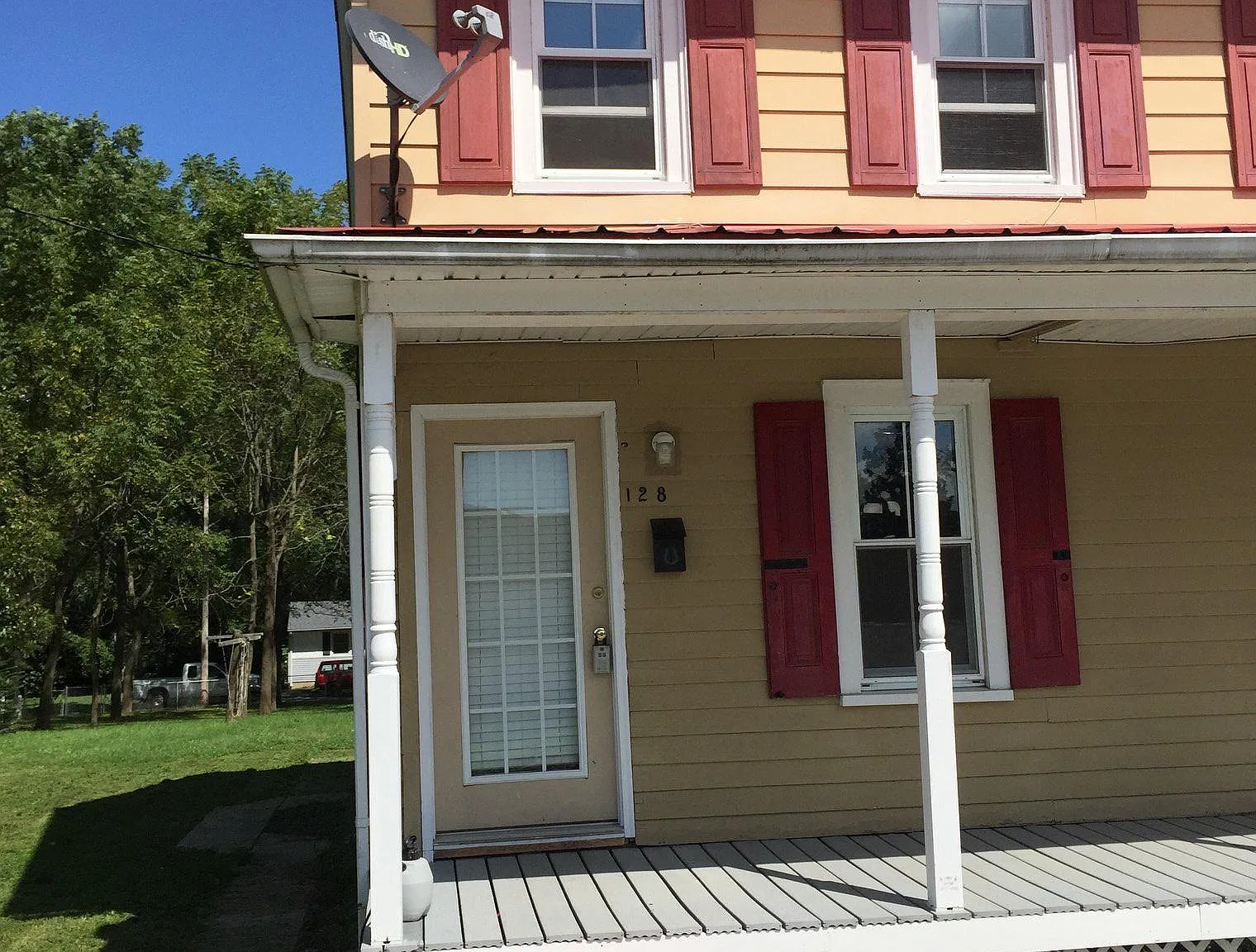 128 N Union St — Photo 2