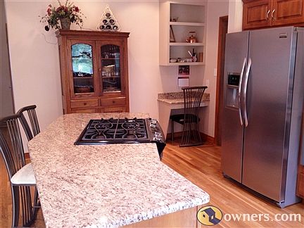 Gourmet kitchen