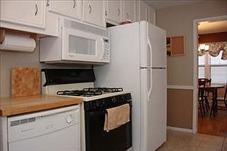 4th image of 937 Everglade Dr SE