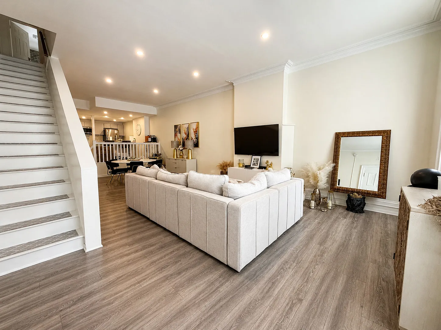 Spacious Bi-Level 2-Bedroom Condo with Central Air in Washington Square West — Photo 2