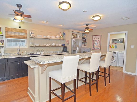 5th image of 4247 Crownwood Dr
