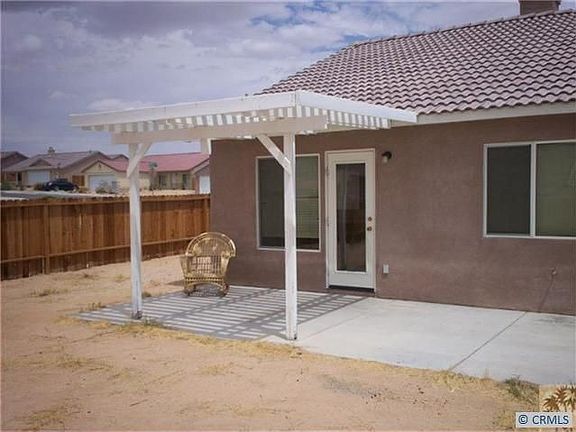 3rd image of 71645 Sun Valley Dr