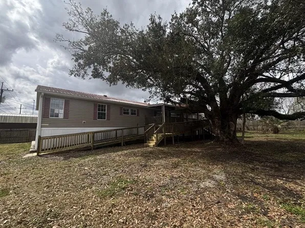 2300 Highway 182, Raceland, LA 70394