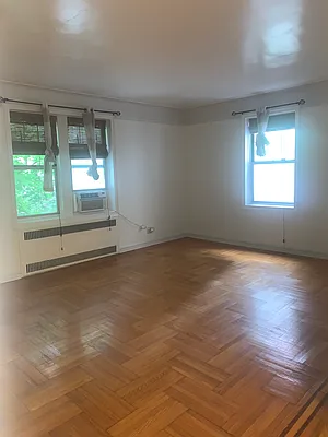 Rented by Showcase Realty | media 19