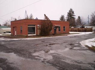 176 S 1st St, Union, OR 97883