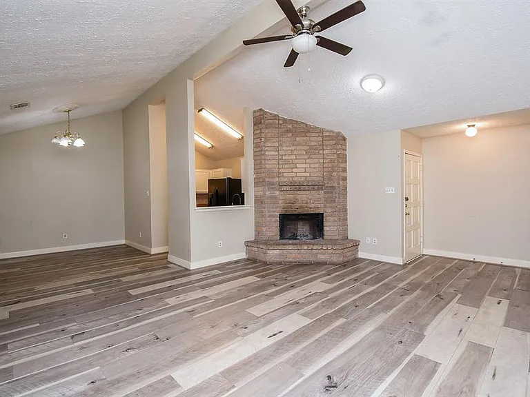 7117 Haven Creek Dr — Photo 18