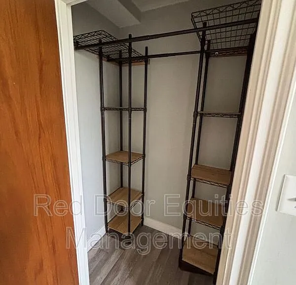 123 N Broad St #502 — Photo 9